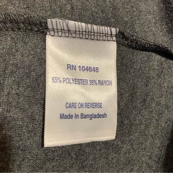 Texas A&M Aggies Gray V-Neck Short Sleeve Shirt Women's Size Large - Picture 7 of 7